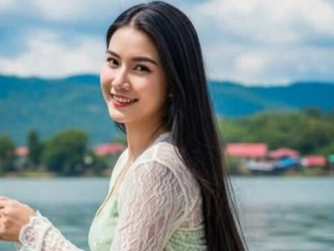 ဖူးငုံပွင့်စ ချစ်သမျှ